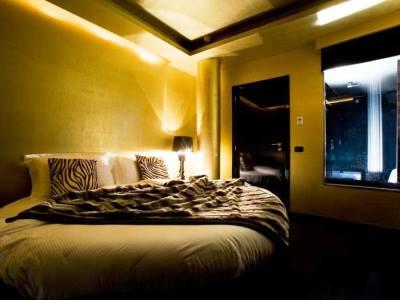 Hotel One