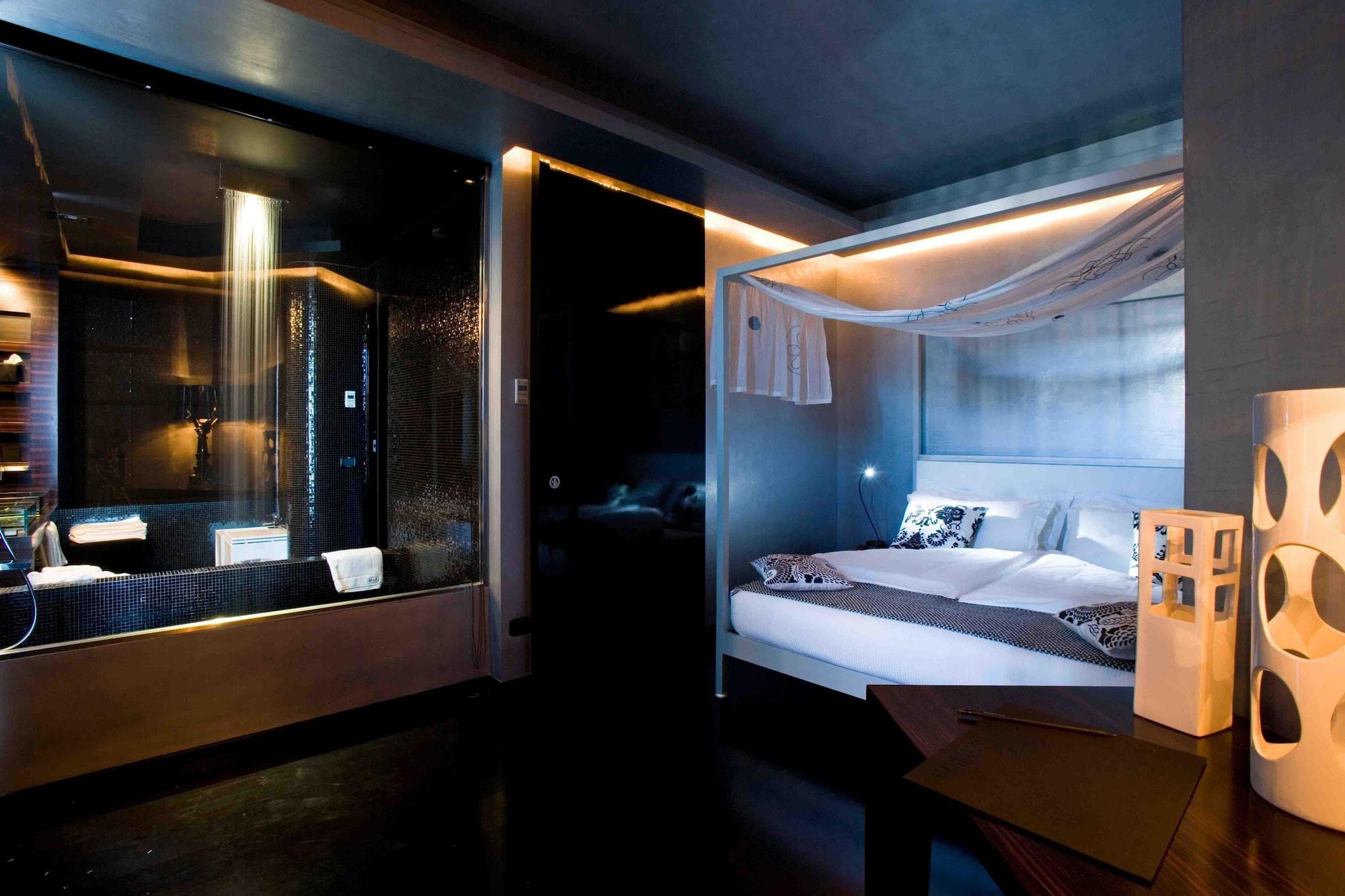 Hotel One 4*