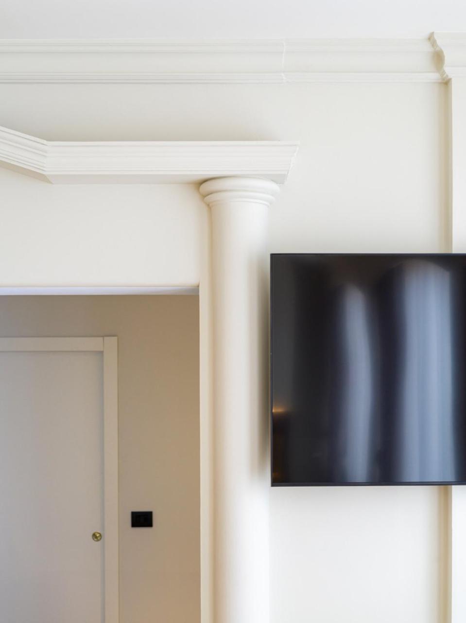 Hotel One