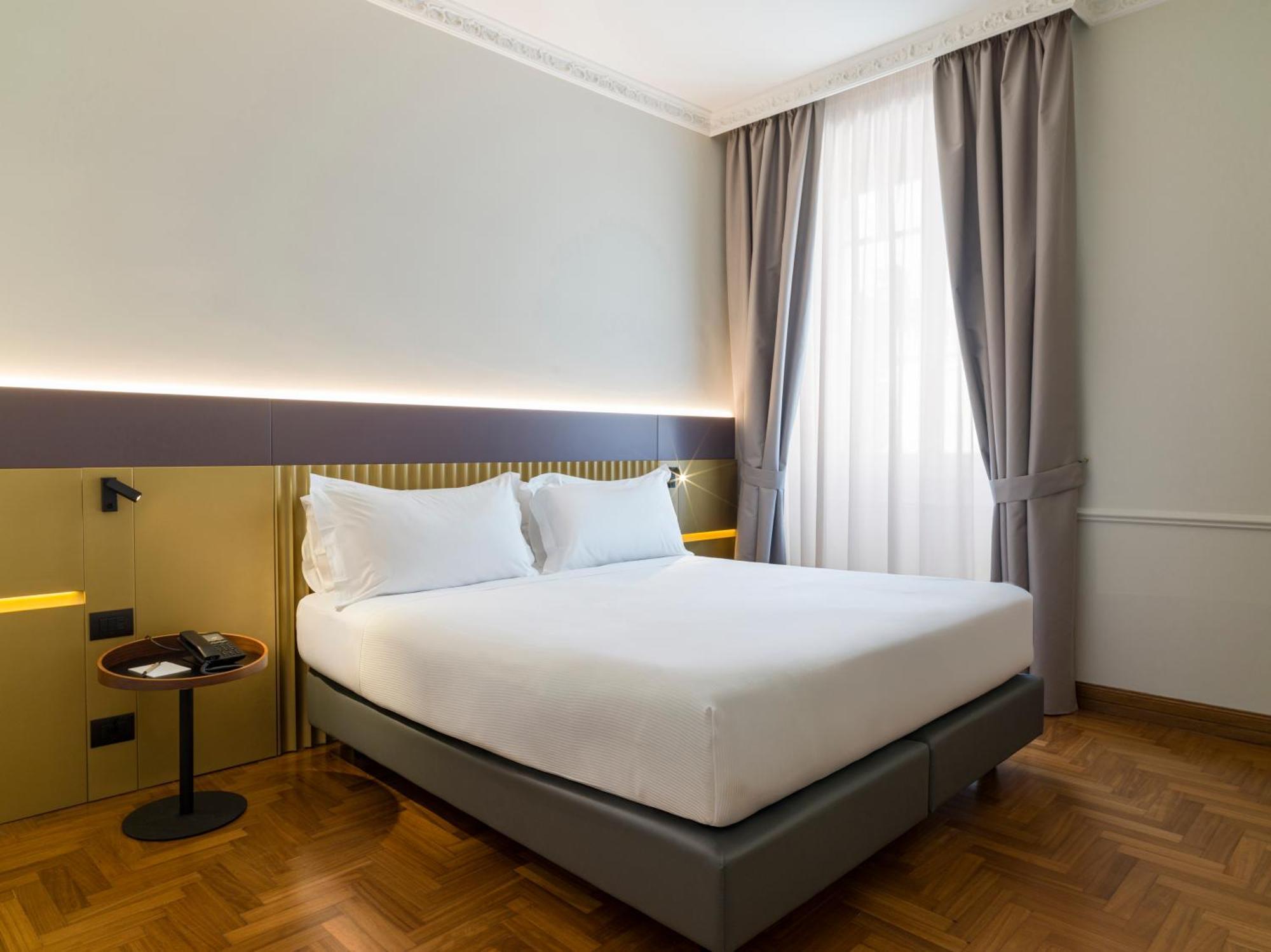 Hotel One