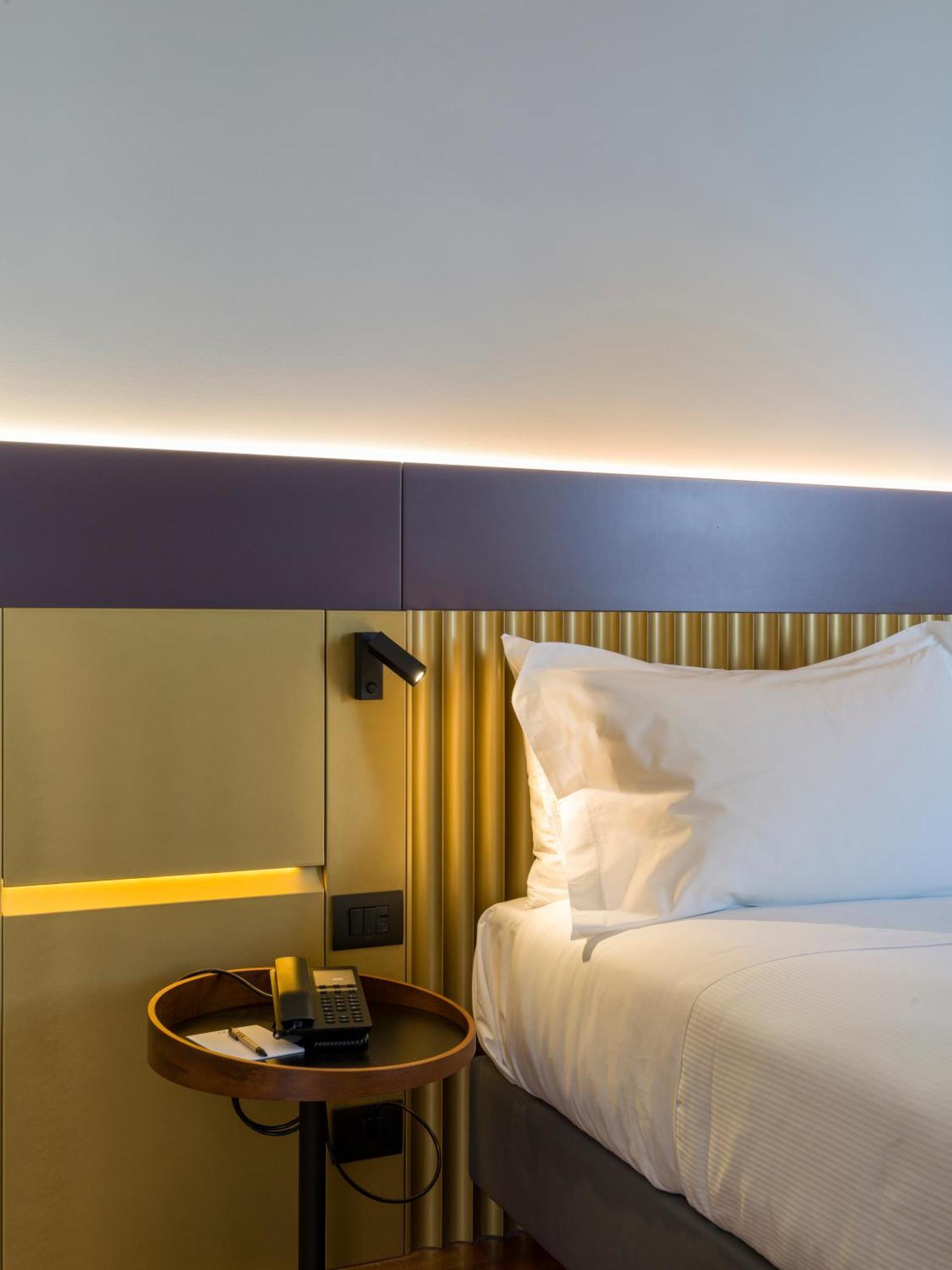 One 4* Catania
